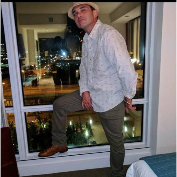 Meet your Posher, Joseph - Picture 2 of 4